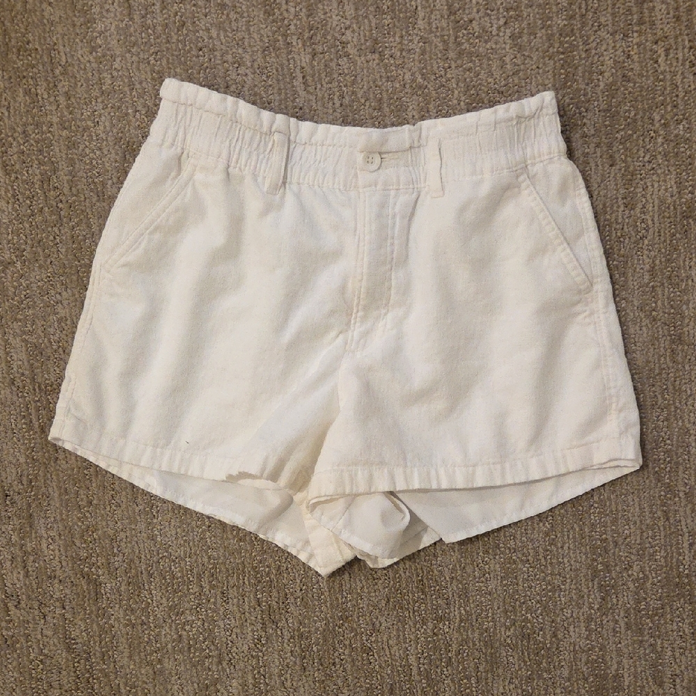 Hollister Women's Cream High Waist Shorts